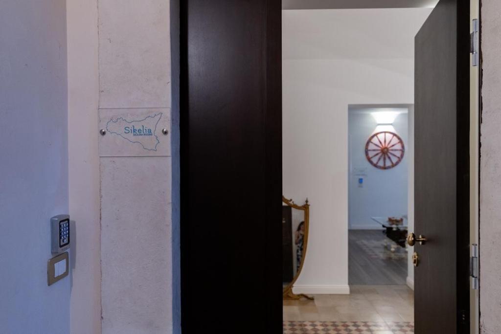 Sikelia-Sicilian Rooms Katania Zewnętrze zdjęcie